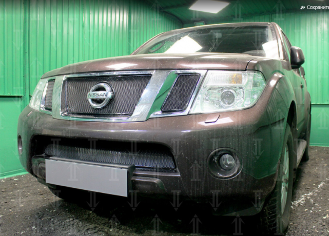 Защита радиатора "PREMIUM" Nissan Pathfinder, Navara (2010-2015) верх, чёрная купить недорого с доставкой в Волоколамск