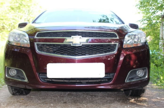 Защита радиатора "Standart" Chevrolet Malibu (2012-2015) чёрная купить недорого с доставкой в Волоколамск