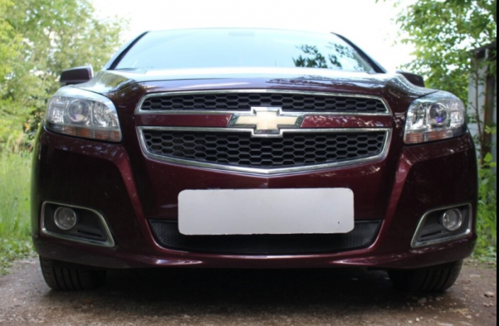 Защита радиатора "Standart" Chevrolet Malibu (2012-2015) чёрная купить недорого с доставкой в Волоколамск