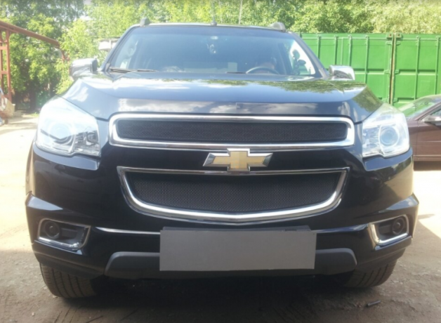 Защита радиатора "Standart" Chevrolet Trailblazer (2012-2015) чёрная купить недорого с доставкой в Волоколамск