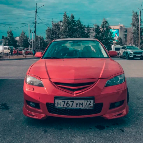 Решетка радиатора "Полоска" для Mazda 3 седан, рестайлинг (2006-2009) купить недорого с доставкой в Волоколамск