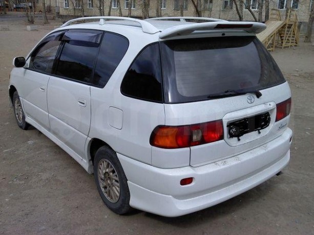 Аэродинамический обвес (сток) Toyota Ipsum купить недорого с доставкой в Волоколамск