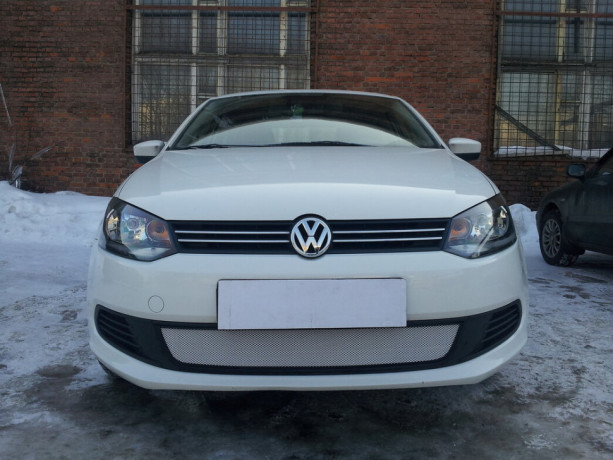 Защита радиатора "Standart" Volkswagen Polo седан (2010-2014) хром купить недорого с доставкой в Волоколамск