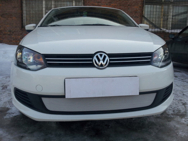 Защита радиатора "Standart" Volkswagen Polo седан (2010-2014) хром купить недорого с доставкой в Волоколамск