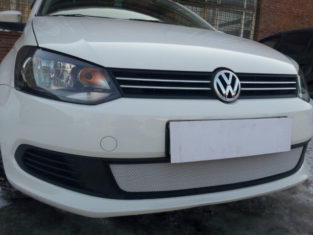 Защита радиатора "Standart" Volkswagen Polo седан (2010-2014) хром купить недорого с доставкой в Волоколамск