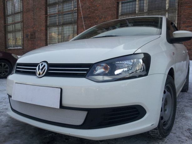 Защита радиатора "Standart" Volkswagen Polo седан (2010-2014) хром купить недорого с доставкой в Волоколамск