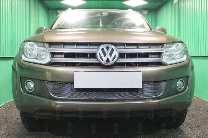 Защита радиатора "Standart" Volkswagen Amarok (2010-2016) 3 ребра жесткости, чёрная купить недорого с доставкой в Волоколамск