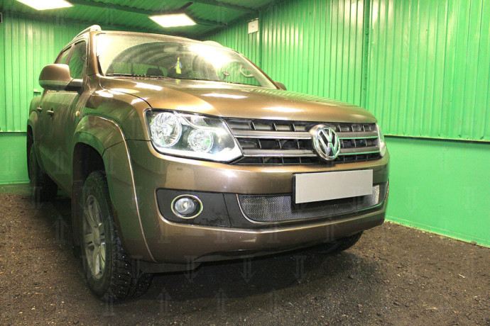 Защита радиатора "Standart" Volkswagen Amarok (2010-2016) 3 ребра жесткости, чёрная купить недорого с доставкой в Волоколамск