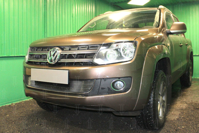 Защита радиатора "Standart" Volkswagen Amarok (2010-2016) 3 ребра жесткости, чёрная купить недорого с доставкой в Волоколамск