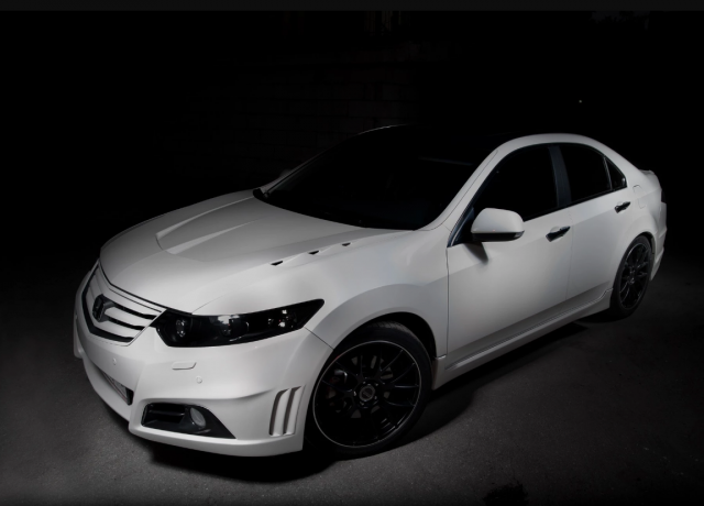 Капот пластиковый "Agressive Air" var №3 для Honda Accord VIII (2008-2013) купить недорого с доставкой в Волоколамск